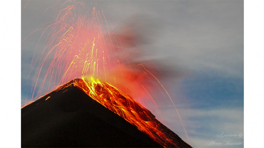 Ascenso al volcán Acatenango (y fuego)